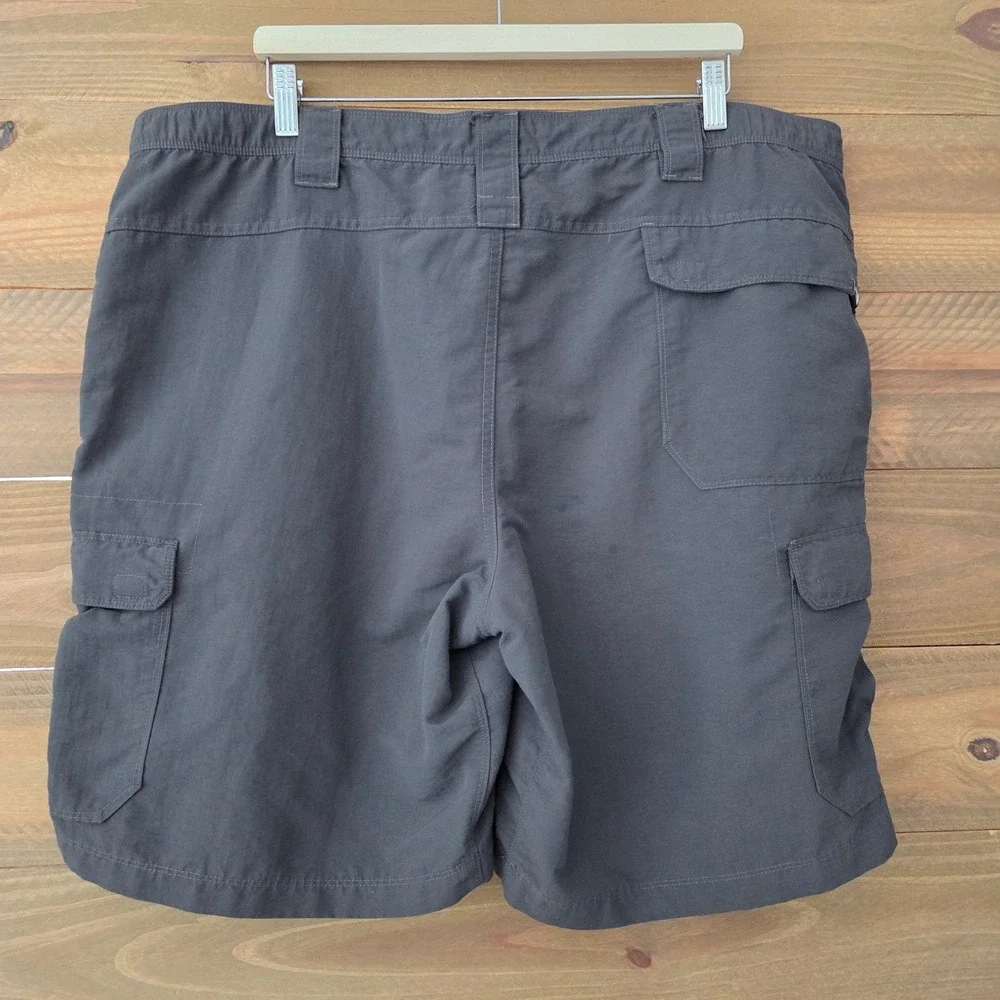 The North Face Cargo Shorts Gray Nylon Hiking Outdoor Mens XL